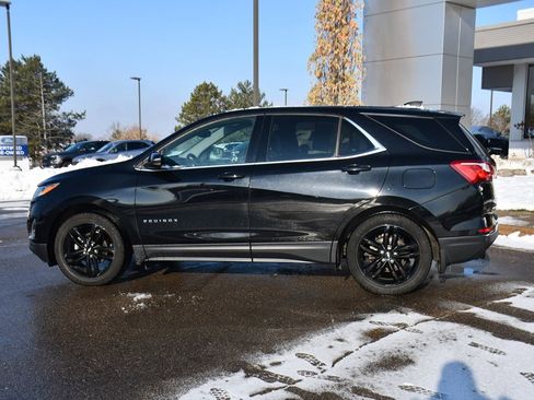 Used 2020 Chevrolet Equinox LT w/ Midnight Edition image 3