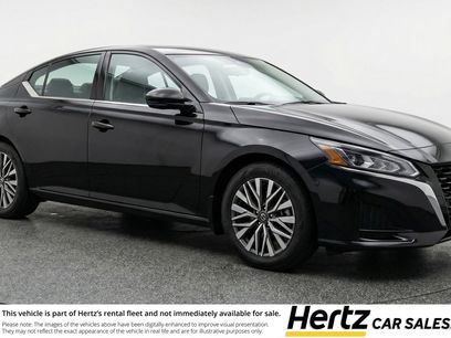 Used 2025 Nissan Altima 2.5 SV