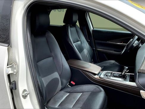 Used 2022 MAZDA CX-30 AWD 2.5 S w/ Premium Package image 28