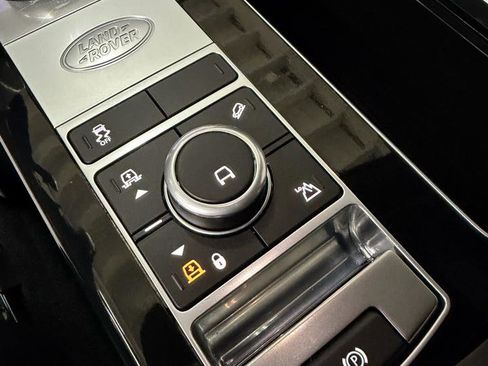Used 2020 Land Rover Range Rover Long Wheelbase HSE image 27