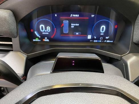 Used 2025 Ford Explorer ST-Line AWD/4WD image 38