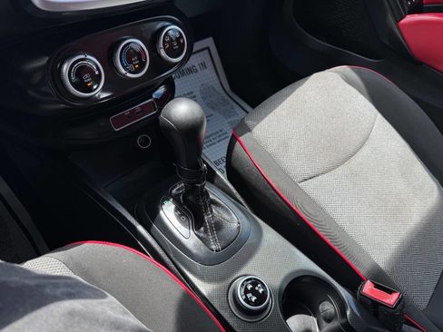 Used 2016 FIAT 500X Easy image 47