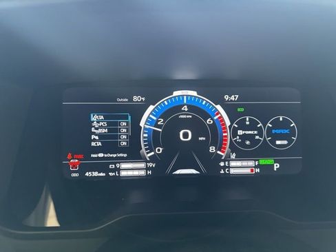 Used 2025 Toyota Sequoia Platinum image 18