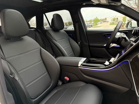 New 2026 Mercedes-Benz GLC 300 4MATIC image 14