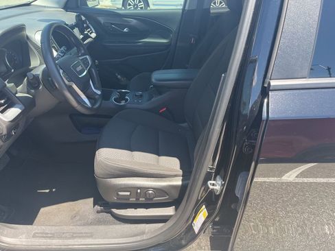 Used 2022 GMC Terrain SLE w/ Driver Convenience Package AWD/4WD image 13