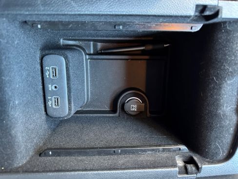 Used 2021 Dodge Charger R/T w/ Blacktop Package image 21