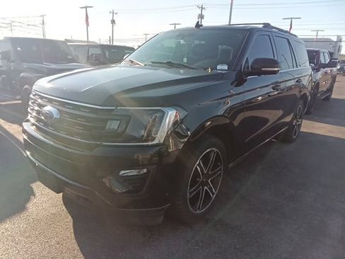 Used 2020 Ford Expedition Limited w/ Equipment Group 303A AWD/4WD image 2