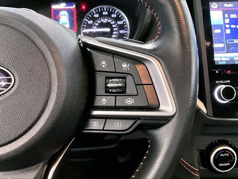 Used 2023 Subaru Crosstrek 2.5i Limited w/ Moonroof Package image 18