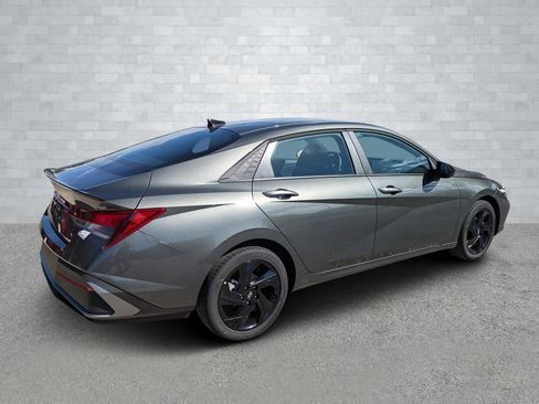 New 2026 Hyundai Elantra Sport image 5