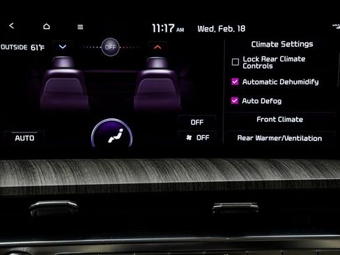 Used 2023 Kia Telluride AWD image 30