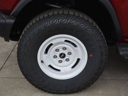 New 2026 Ford Bronco Heritage Edition AWD/4WD image 18