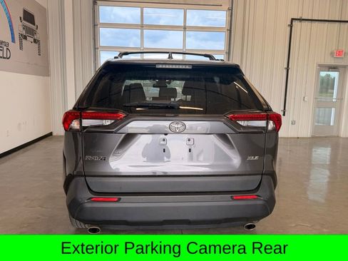 Used 2023 Toyota RAV4 XLE Premium FWD image 9