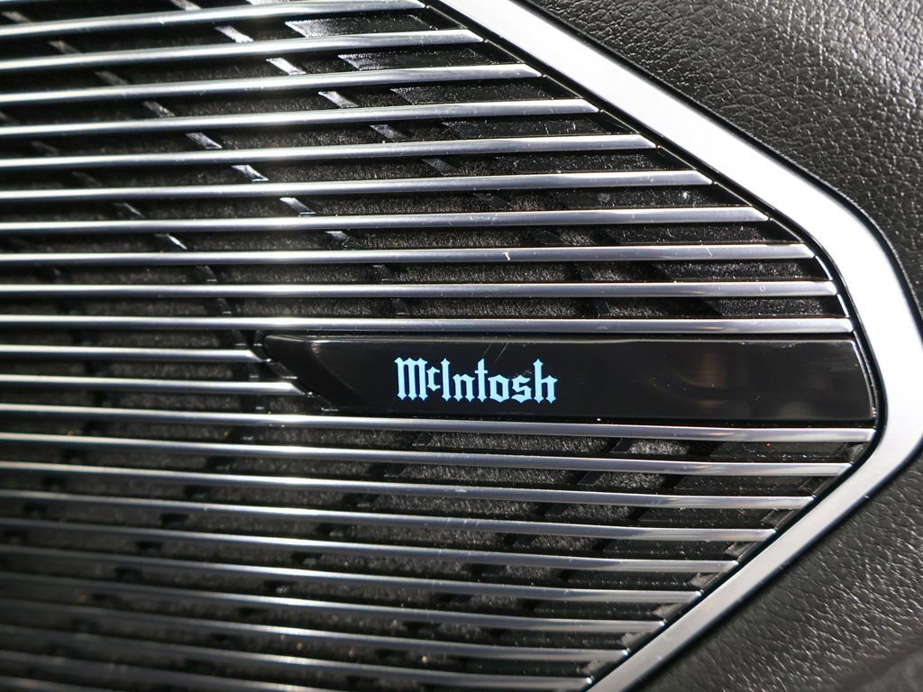 Used 2022 Jeep Grand Cherokee Overland w/ Luxury Tech Group IV AWD/4WD image 63