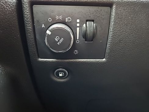 Used 2020 Jeep Grand Cherokee Limited image 19