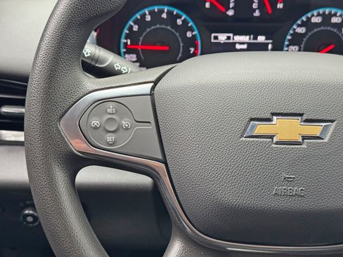 Used 2020 Chevrolet Traverse LS FWD image 19