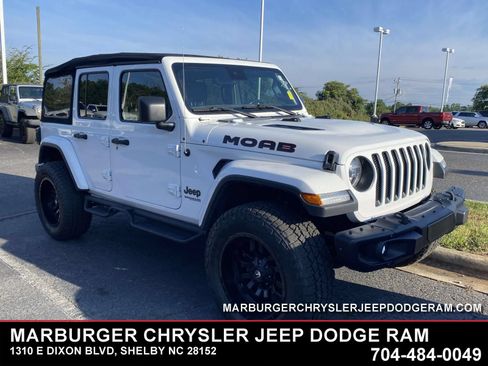 Used 2019 Jeep Wrangler Unlimited Sahara w/ Quick Order Package 24M Moab AWD/4WD image 1