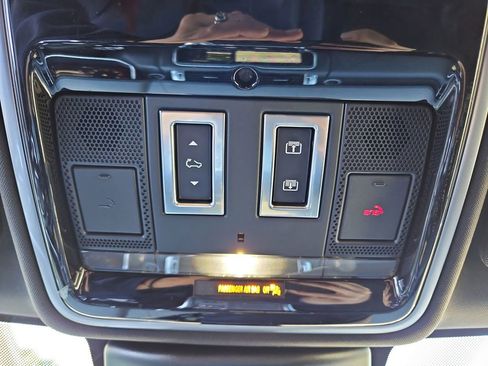 Used 2019 Land Rover Range Rover Sport Supercharged image 23