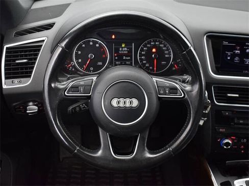 Used 2015 Audi Q5 2.0T Premium Plus w/ Technology Package image 11
