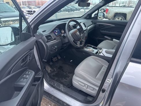 Used 2023 Honda Passport EX-L image 6