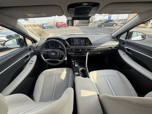 Used 2023 Hyundai Sonata SE image 19
