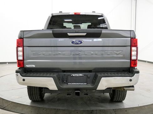 Used 2022 Ford F250 XLT w/ XLT Premium Package AWD/4WD image 6
