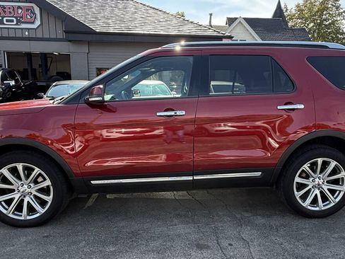 Used 2016 Ford Explorer Limited image 11