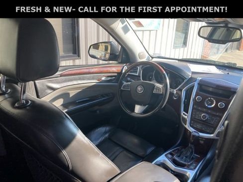 Used 2011 Cadillac SRX Luxury AWD/4WD image 32