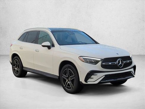 Used 2026 Mercedes-Benz GLC 300 image 7