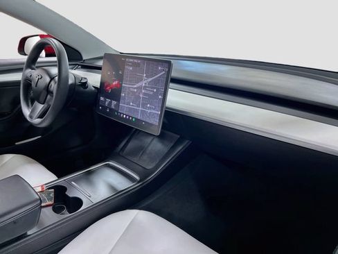 Used 2021 Tesla Model 3 Standard Range Plus RWD image 30