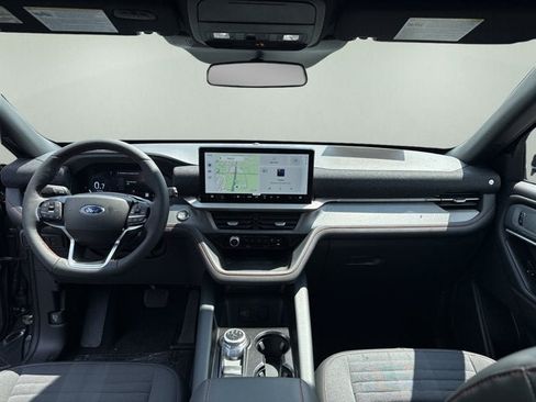 New 2026 Ford Explorer ST-Line AWD/4WD image 12