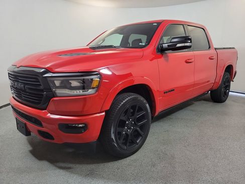 Used 2022 RAM 1500 Laramie AWD/4WD image 3