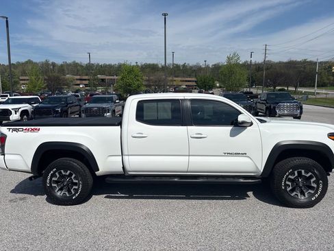 Used 2023 Toyota Tacoma TRD Off-Road w/ Technology Package image 2