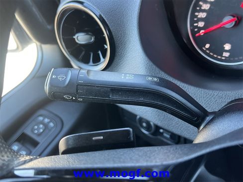 Used 2025 Mercedes-Benz Sprinter 2500 image 13