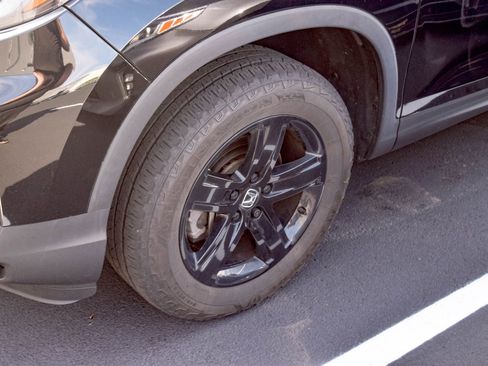 Used 2023 Honda Ridgeline Black Edition image 12