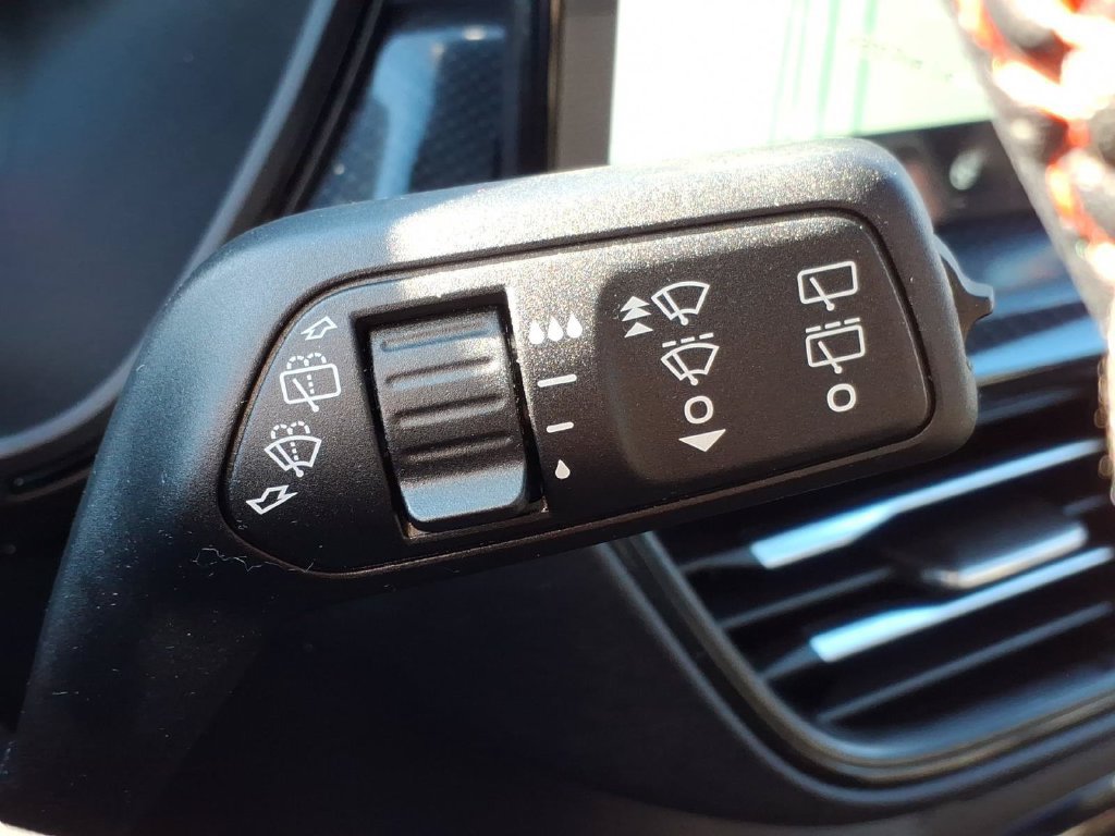 Used 2024 Ford Escape ST-Line Select w/ Tech Pack #2 AWD/4WD image 24