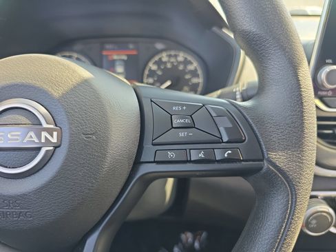 Used 2025 Nissan Altima 2.5 S FWD image 22