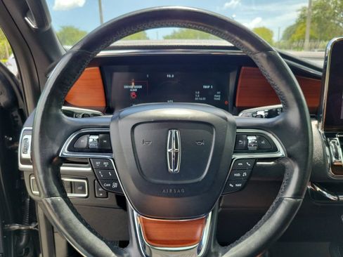 Certified 2020 Lincoln Navigator Reserve w/ Equipment Group 201A Reserve AWD/4WD image 22