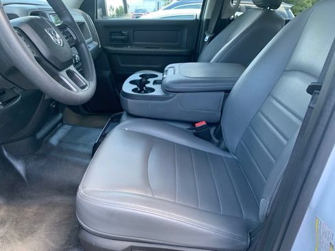 Used 2020 RAM 1500 Tradesman AWD/4WD image 3