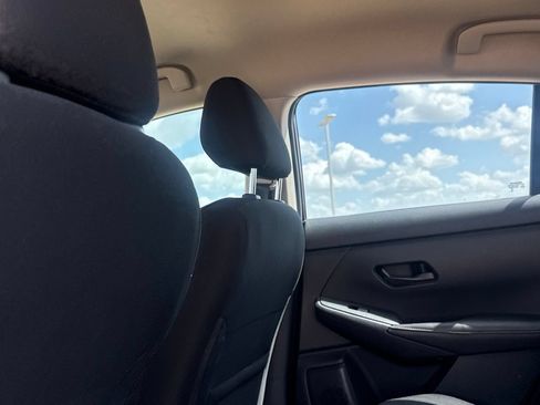 Certified 2025 Nissan Sentra SV FWD image 33