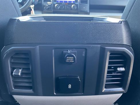 Used 2019 Ford F150 XL w/ Equipment Group 101A Mid AWD/4WD image 21