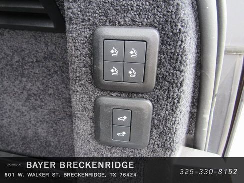 Used 2020 Land Rover Range Rover HSE image 4