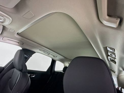 New 2026 Volvo XC60 B5 Core AWD/4WD image 22