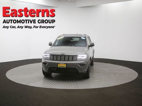 Used 2020 Jeep Grand Cherokee Altitude image 53