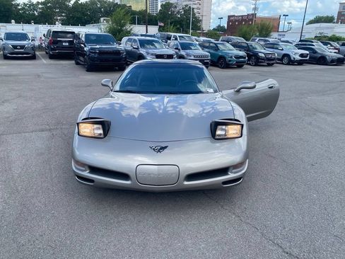 Used 1998 Chevrolet Corvette Coupe w/ Memory Pkg RWD image 22