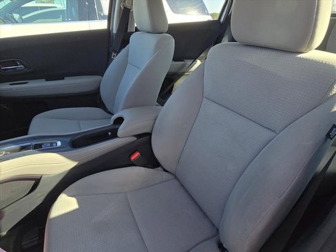 Used 2021 Honda HR-V LX image 23