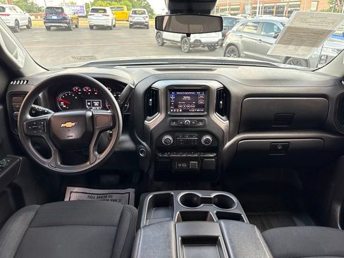 Used 2024 Chevrolet Silverado 1500 Custom w/ Turbomax Blackout Package RWD image 33
