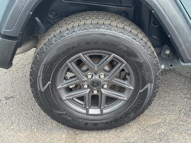 Certified 2024 Jeep Wrangler Unlimited Sport AWD/4WD image 12