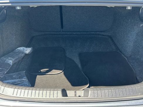 Used 2019 Volkswagen Jetta SE w/ Cold Weather Package FWD image 10