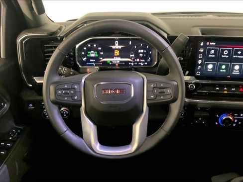 Used 2026 GMC Sierra 1500 Elevation AWD/4WD image 5