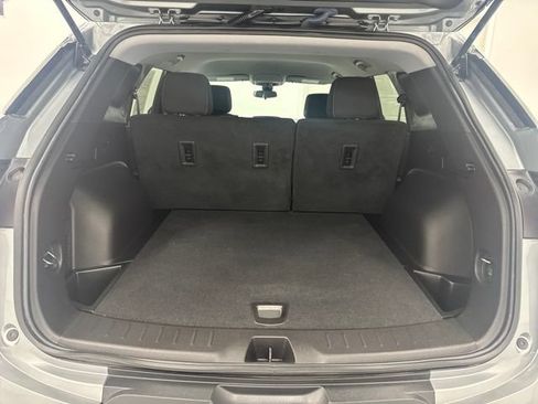 Used 2024 Chevrolet Blazer LT FWD image 26